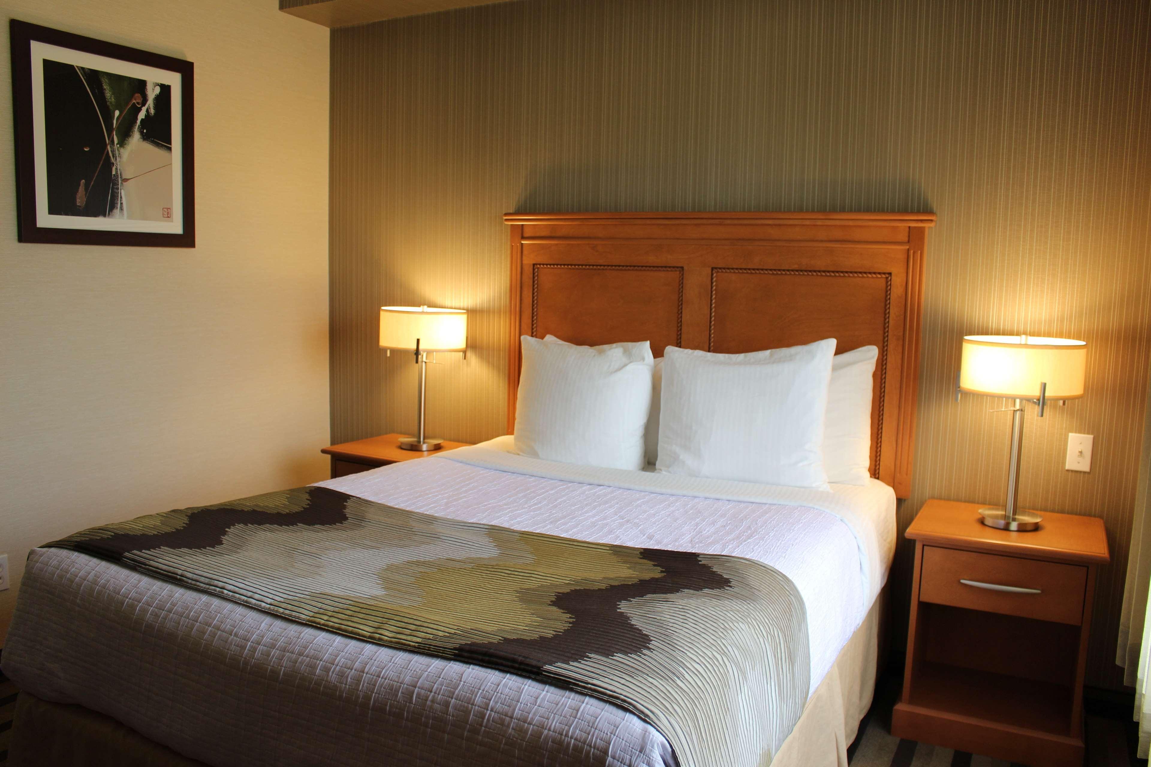 Best Western King George Inn & Suites Суррей Екстер'єр фото